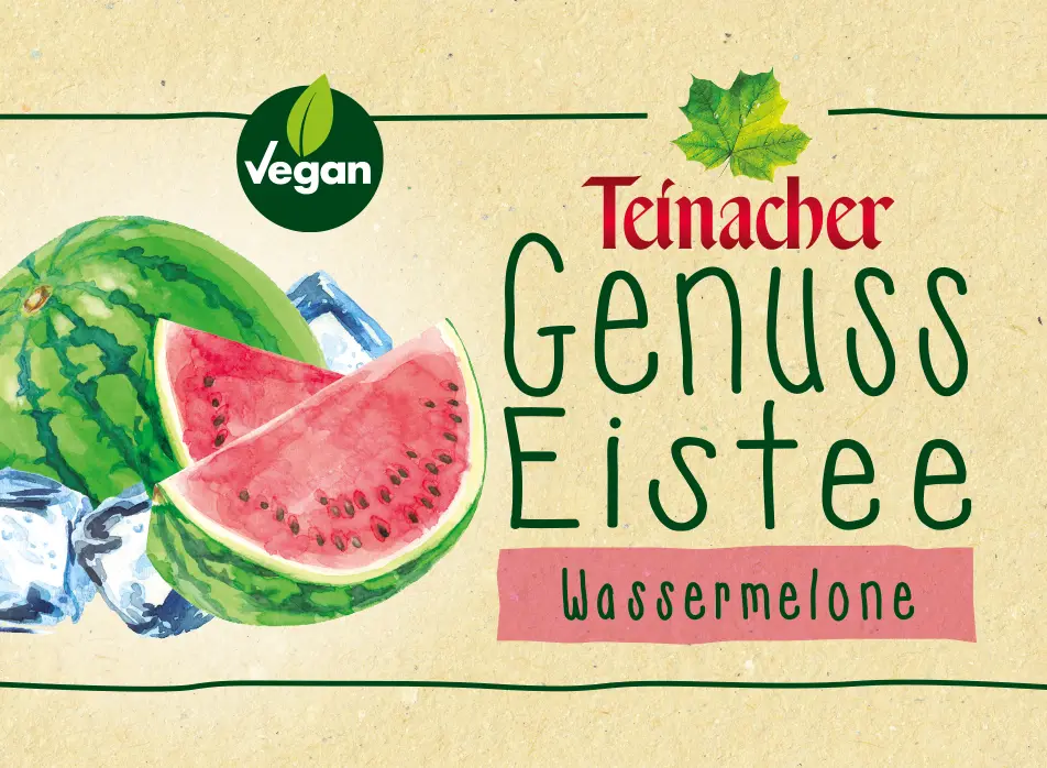 Etikett Teinacher Genuss Eistee Wassermelone mit Wassermelonenabbildung und Eiswürfeln auf beigem Hintergrund
