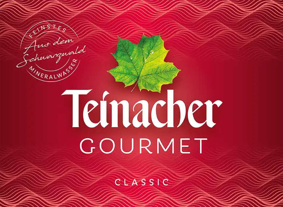 Etikett Teinacher Gourmet Medium Mineralwasser mit Kohlensäure und hellblauem Hintergrund
