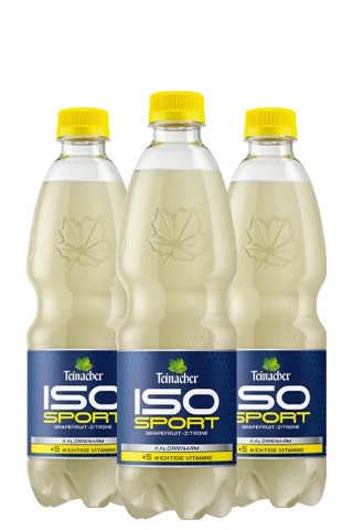 Drei Teinacher ISO Sport Grapefruit-Zitrone 0,5L PET-Flaschen mit gelbem Deckel und blauem Etikett, nebeneinander auf weißem Hintergrund.