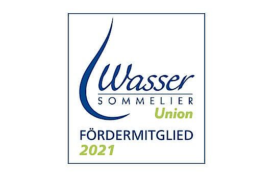 Logo der Wassersommelier Union mit der Aufschrift „Fördermitglied 2021“